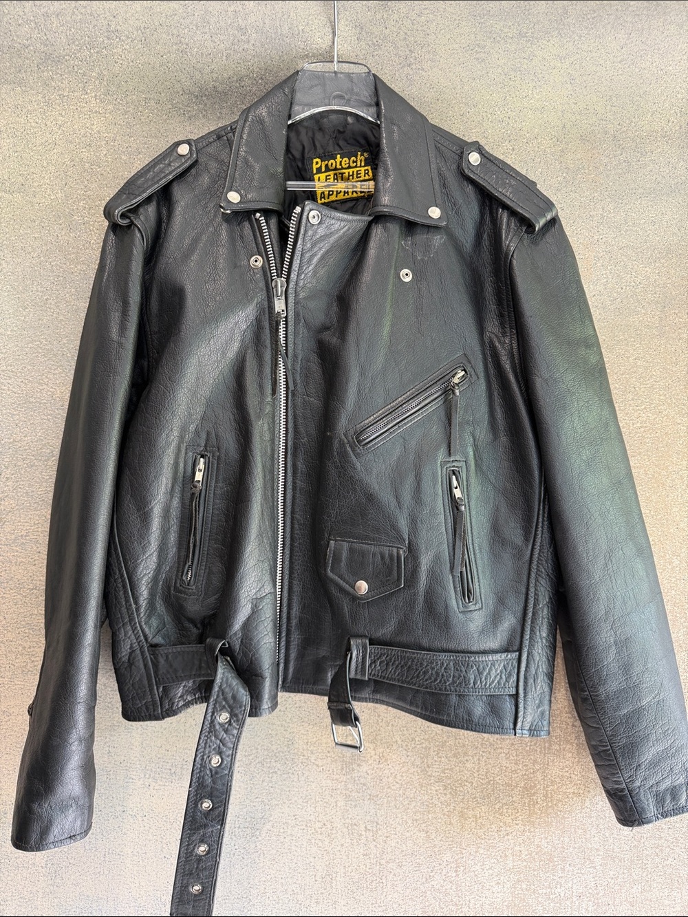 Hand-Painted 90s Vintage Air-Brushed Unicorn Leather Jacket - Picture 7 of 13